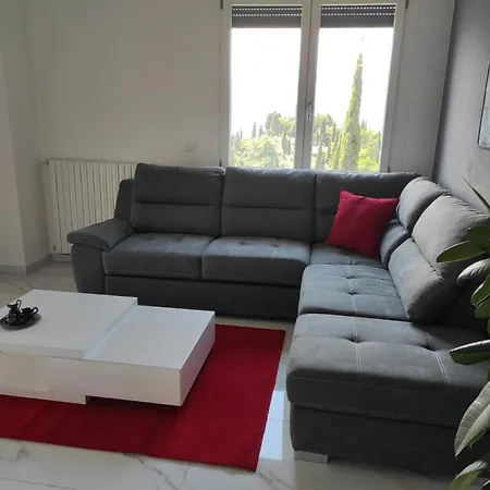 Varenna Castle Amazing Lake View شقة Perledo