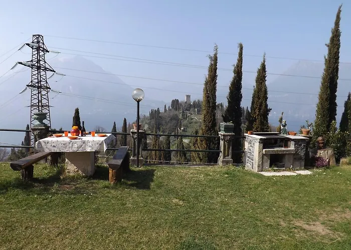 Varenna Castle Amazing Lake View * Perledo